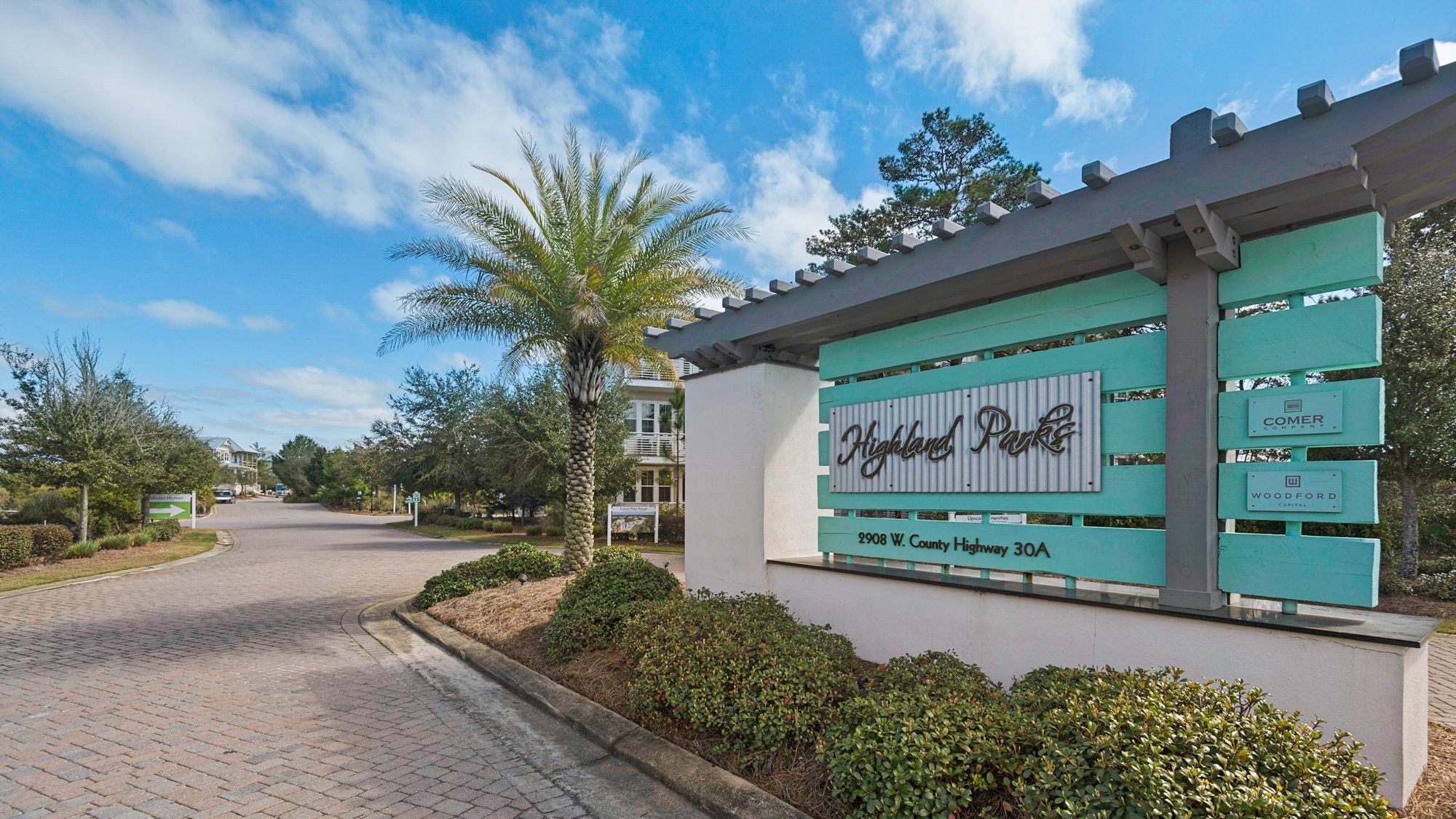 Highland Park Grounds & Amenities