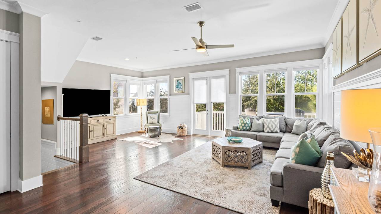 Salt + Sunshine Beach House Salt + Sunshine Beach House