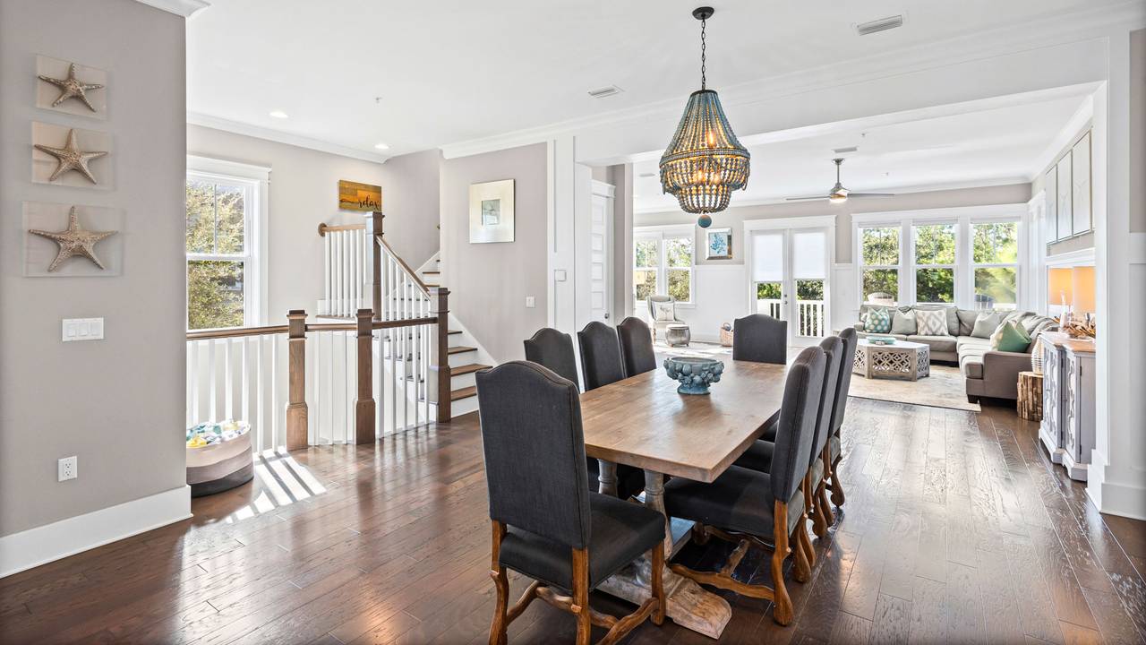 Salt + Sunshine Beach House Salt + Sunshine Beach House