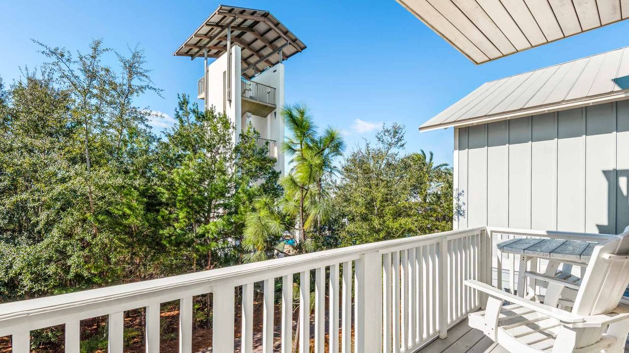 Salt + Sunshine Beach House Salt + Sunshine Beach House