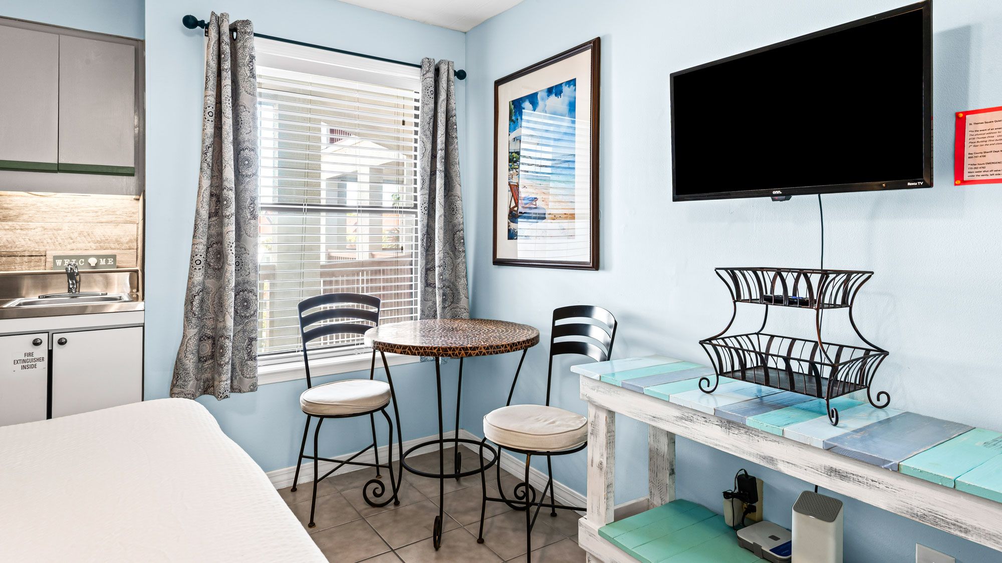 St Thomas Square 1202C - A Little SeaEsta 