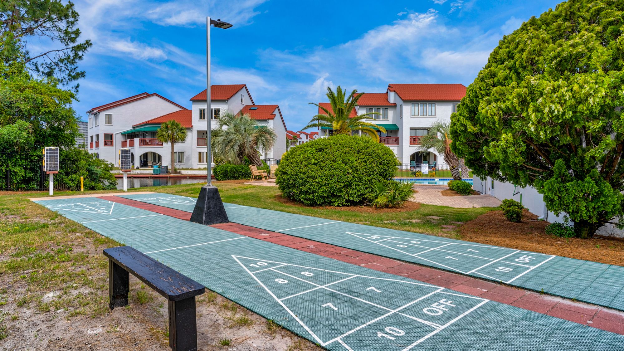 St Thomas Square Amenities