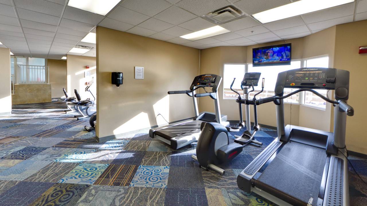 Tidewater Grounds & Amenities Tidewater Grounds & Amenities