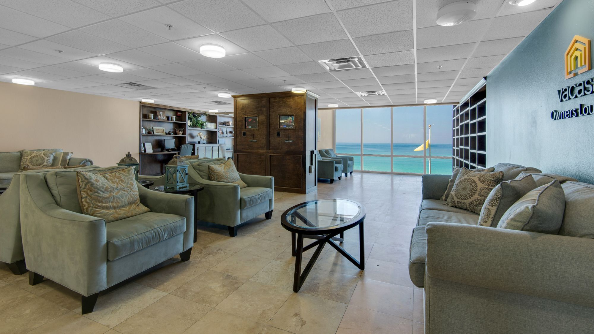 Tidewater Grounds & Amenities