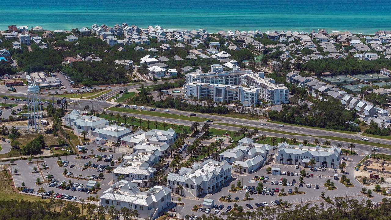 30Avenue Grounds & Amenities 30Avenue Grounds & Amenities