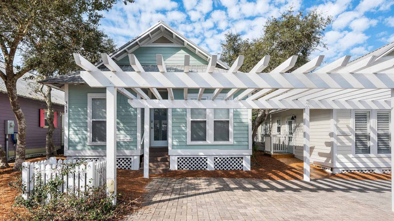 Happy Ours at Camp Creek Happy Ours at Camp Creek