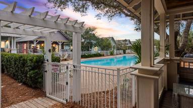 Happy Ours Too at Camp Creek Happy Ours Too at Camp Creek