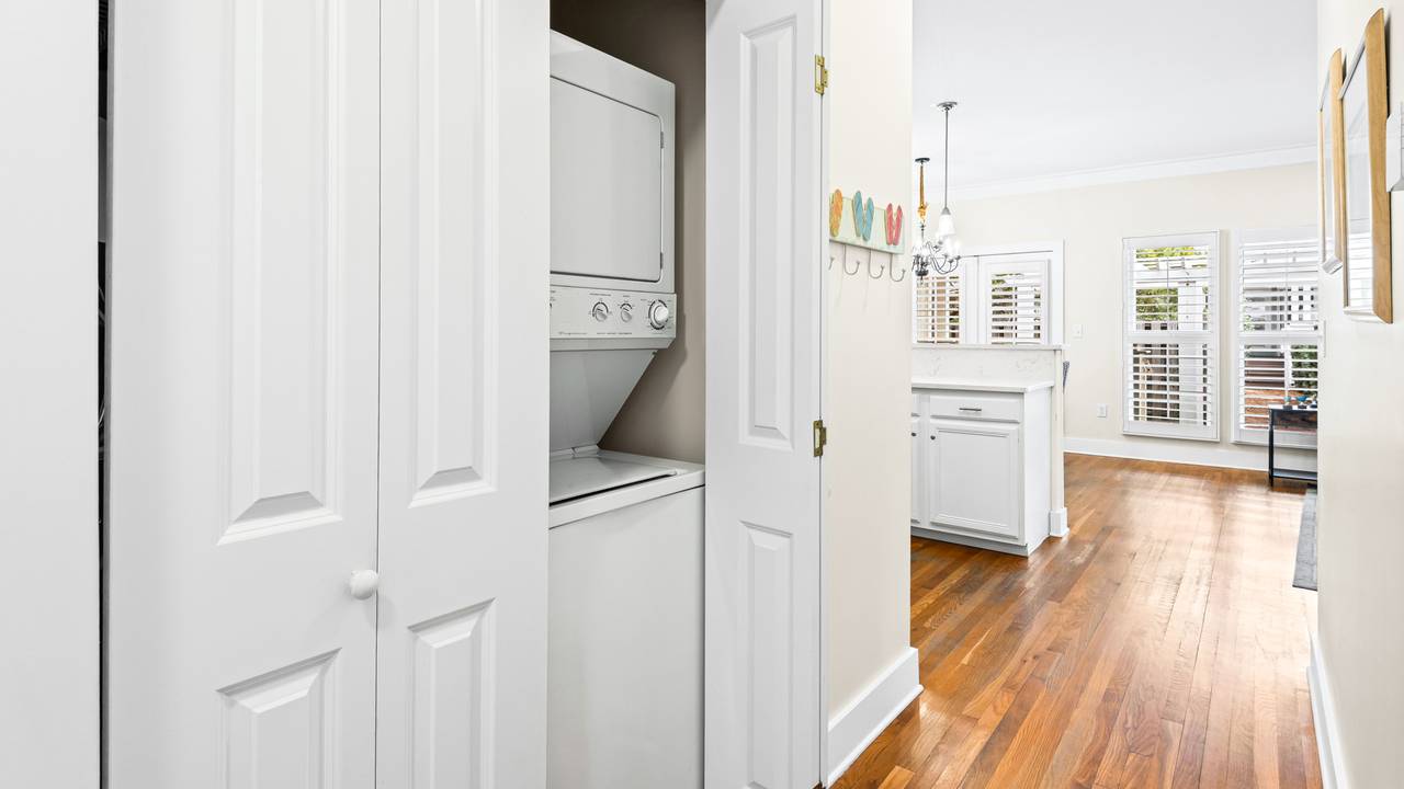 Happy Ours Too at Camp Creek Happy Ours Too at Camp Creek