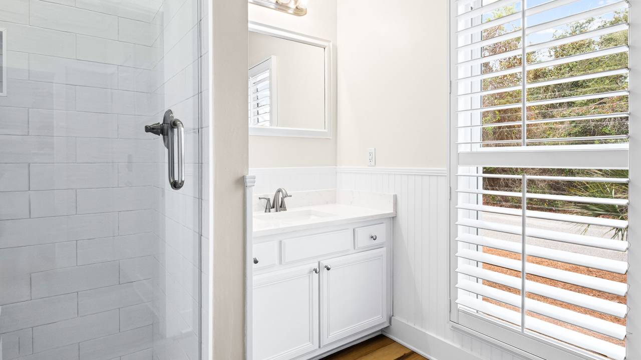 Happy Ours Too at Camp Creek Happy Ours Too at Camp Creek