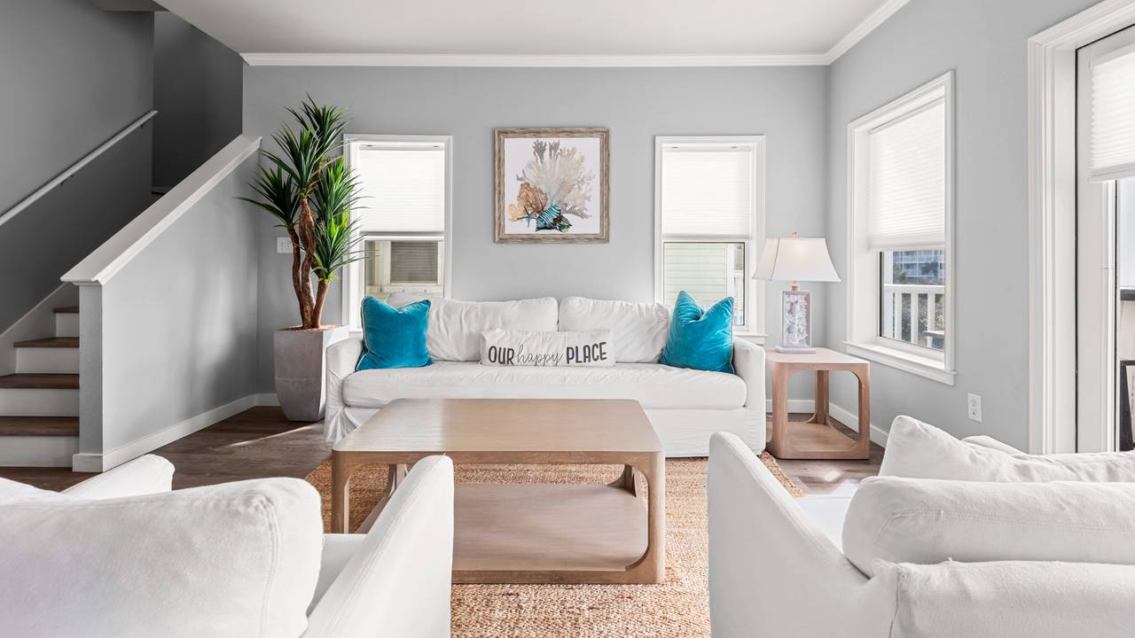 Salty Seabreeze 2nd Floor - Living area Salty Seabreeze 2nd Floor - Living area