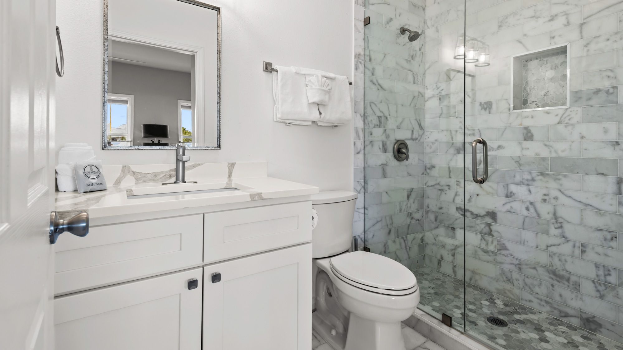 Salty Seabreeze 1st Floor - Guest Bathroom