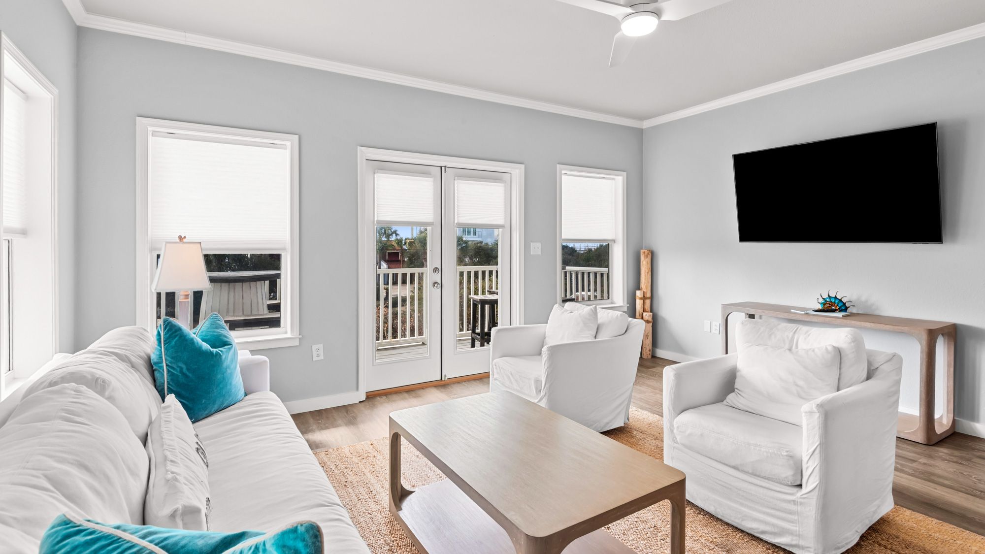 Salty Seabreeze 2nd Floor - Living area