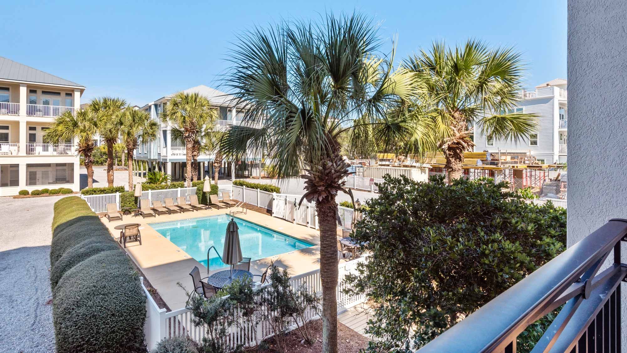 Camelot - Pool-facing balcony