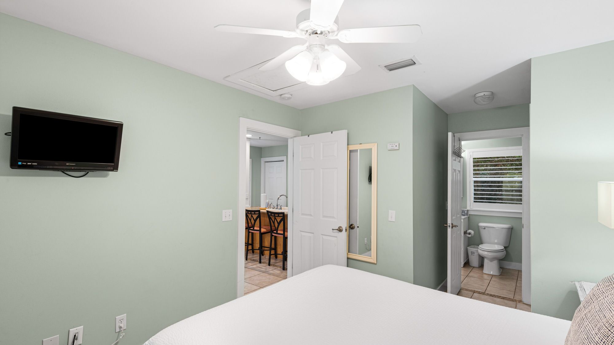 Carriage House - Bedroom