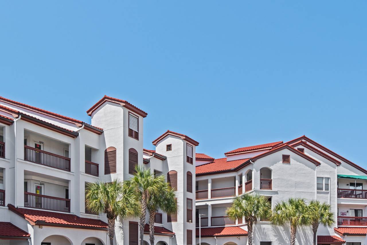 St Thomas Square 1210C St Thomas Square 1210C