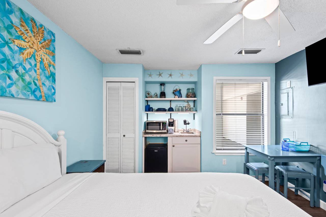 St Thomas Square 1210C St Thomas Square 1210C