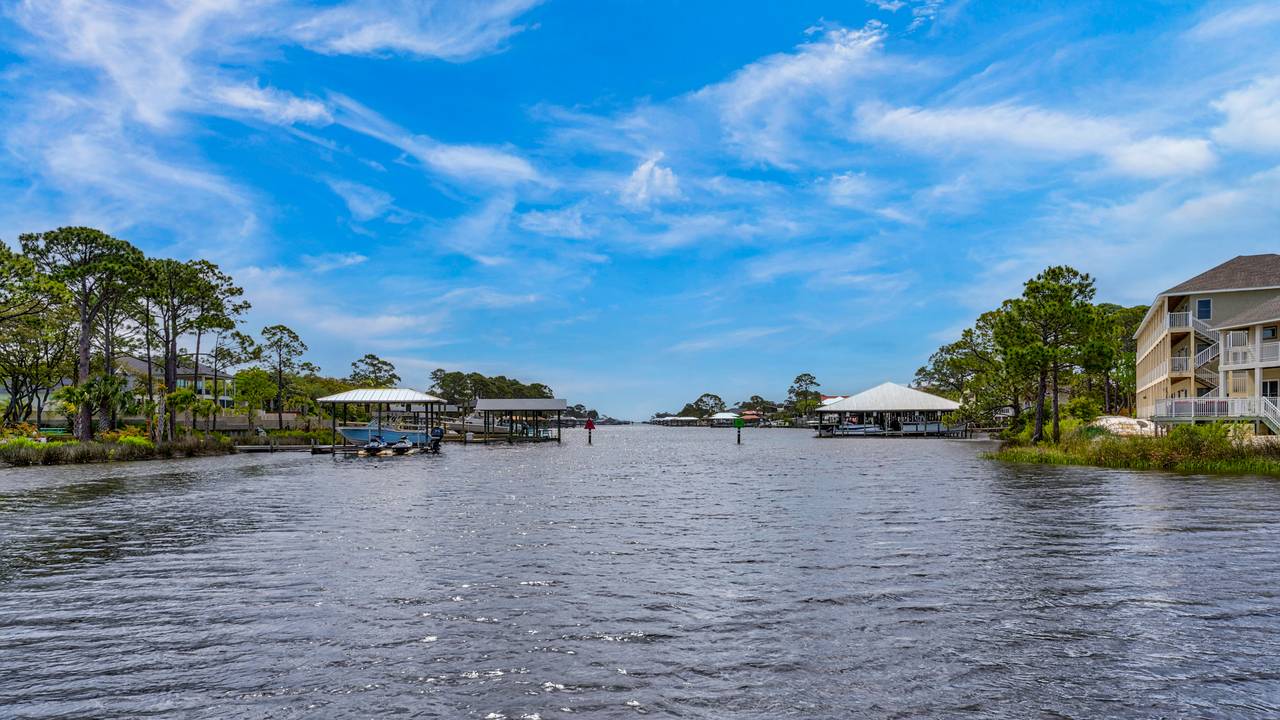 St Thomas Square Amenities St Thomas Square Amenities