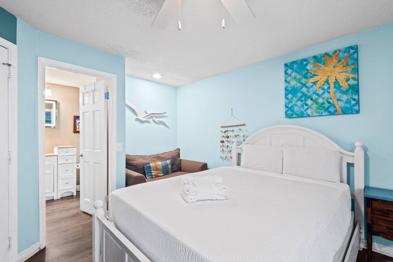 St Thomas Square 1210C St Thomas Square 1210C