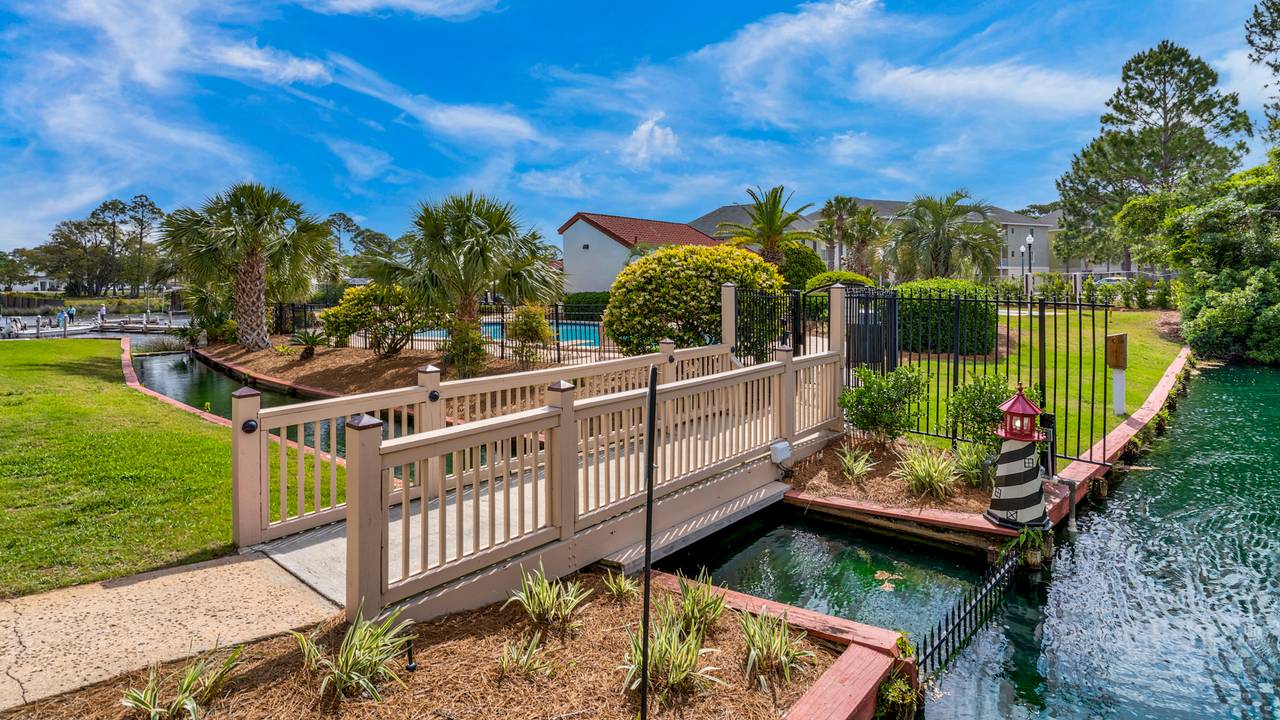 St Thomas Square Amenities St Thomas Square Amenities