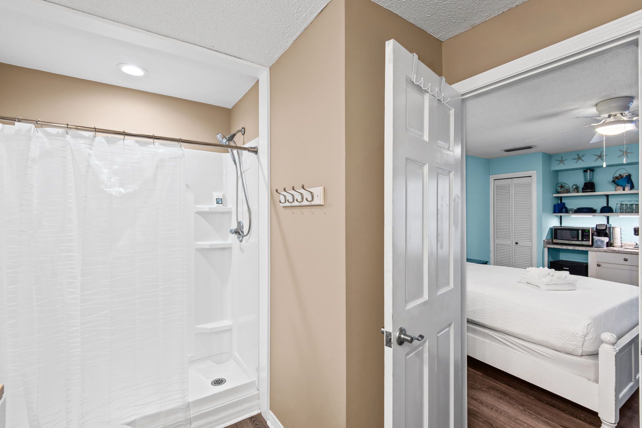 St Thomas Square 1210C