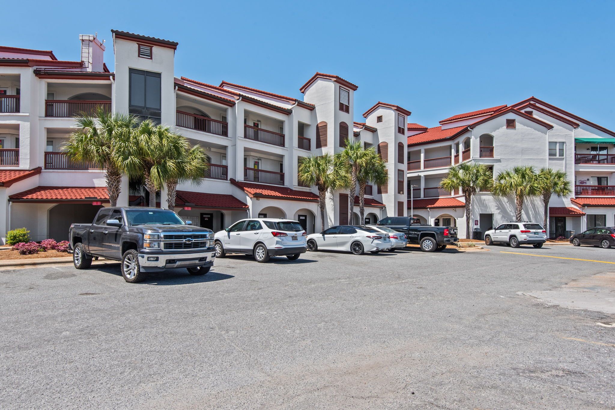 St Thomas Square 1210C