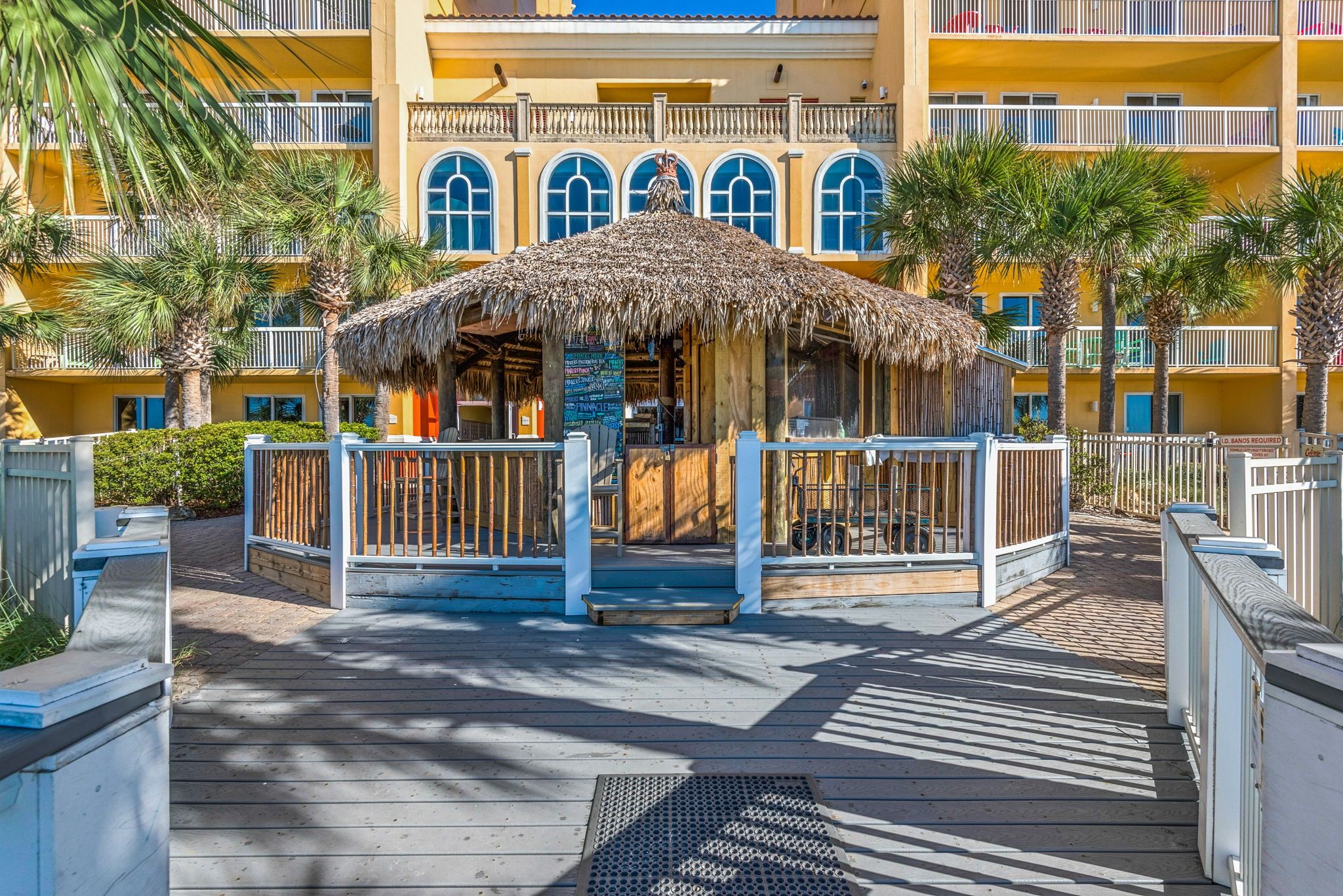 Calypso Tower 3 Grounds & Amenities