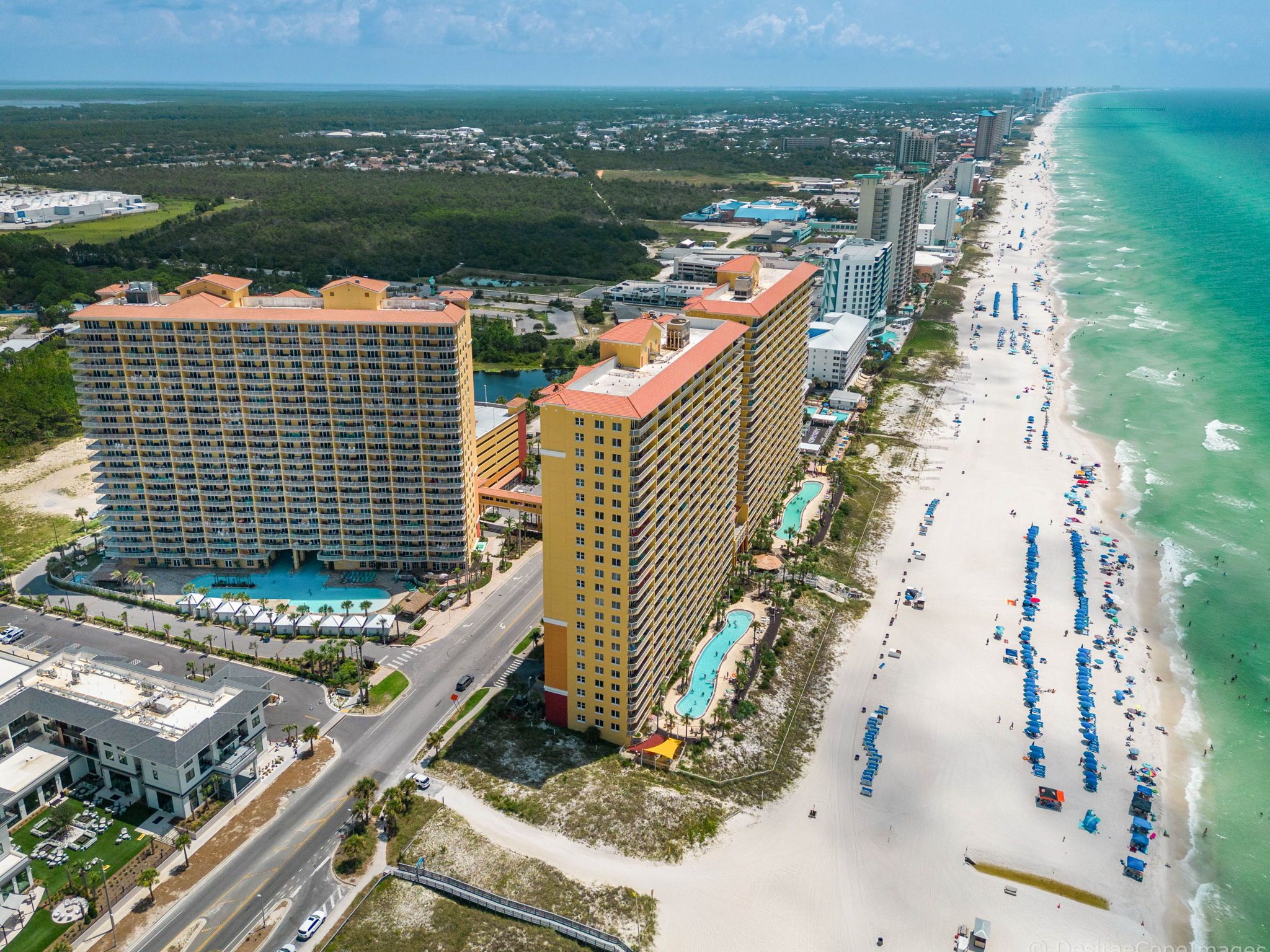 Calypso Tower 1, 2 & 3 Grounds & Amenities