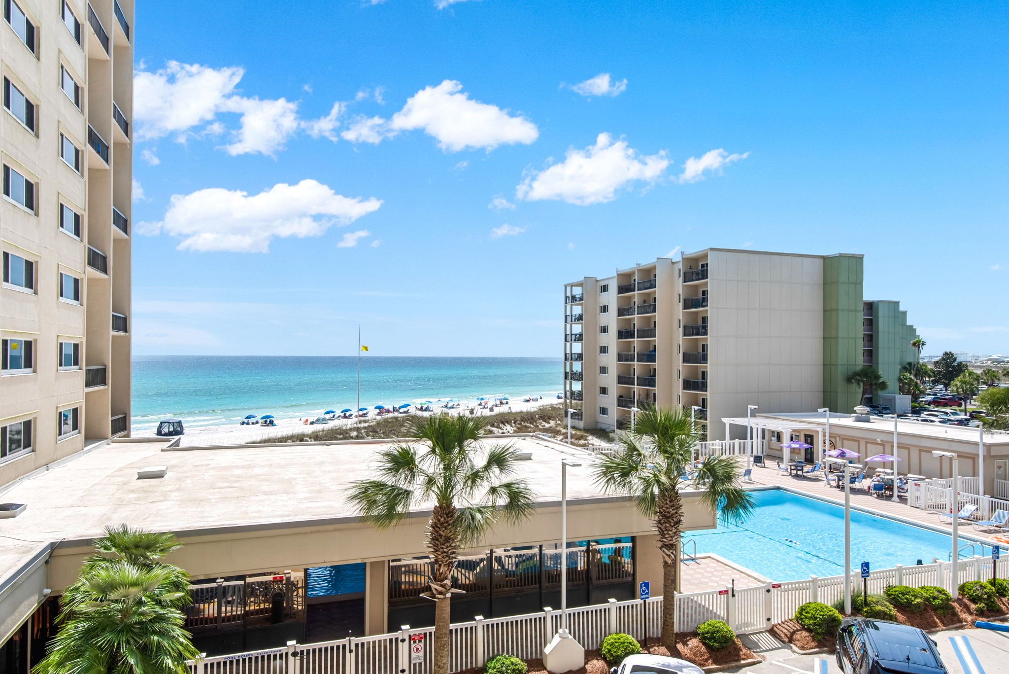 Pinnacle Port A140 Pool & Gulf views