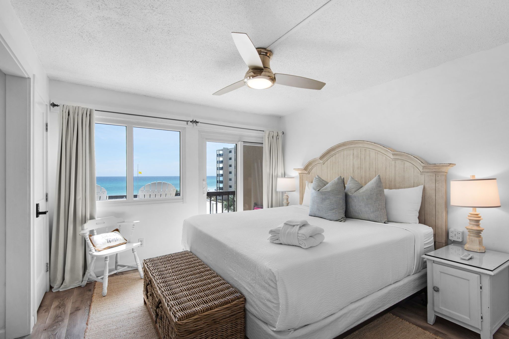 Pinnacle Port A140 Master bedroom w Gulf views