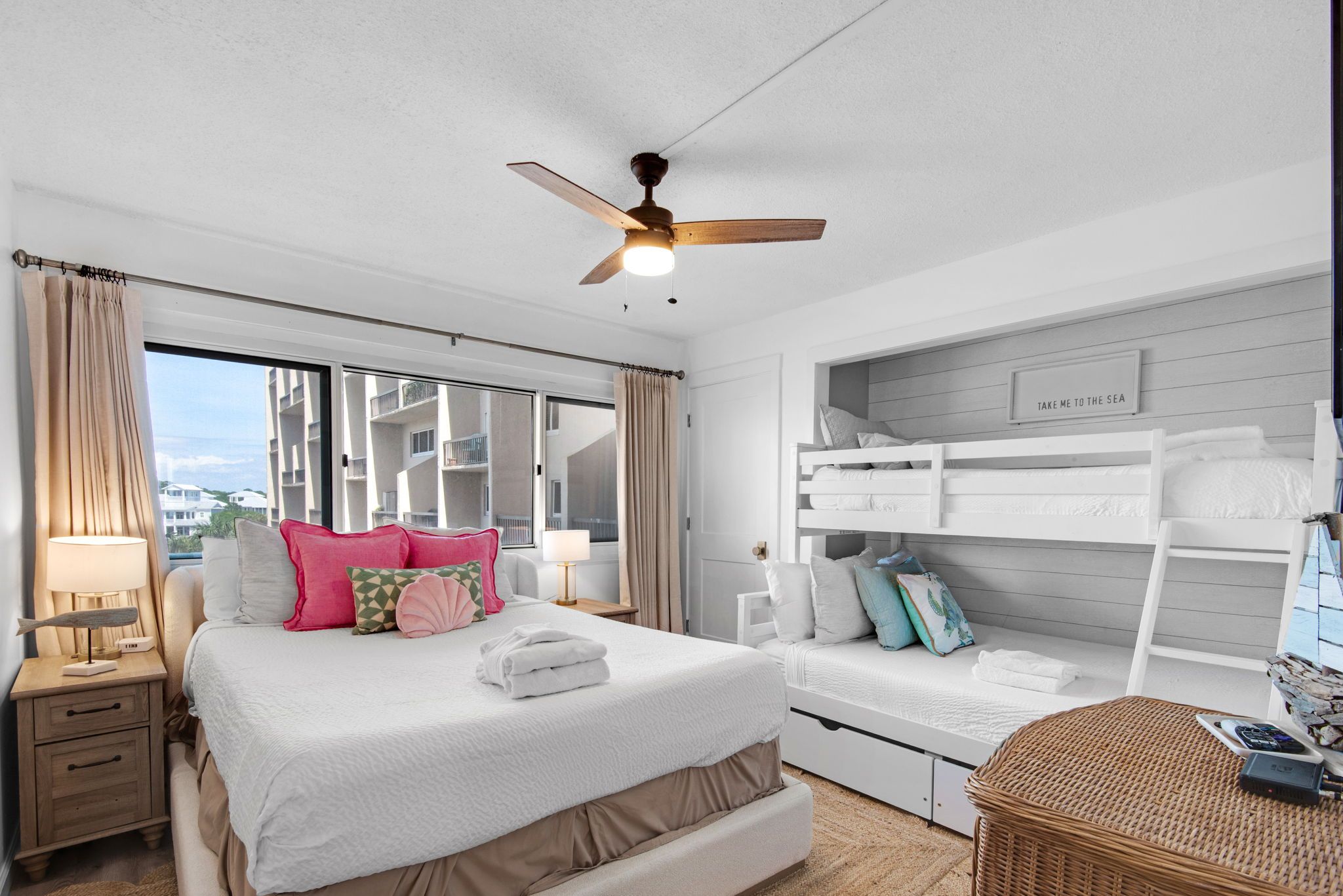 Pinnacle Port A140 Guest bedroom