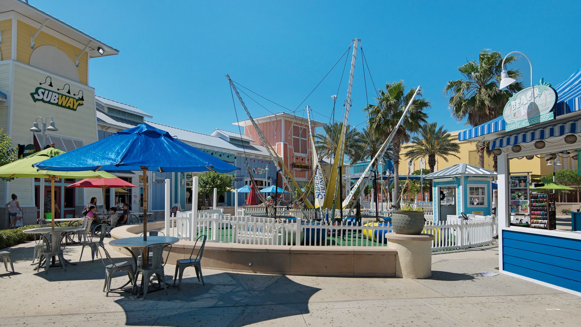 Pier Park Grounds and Amenities