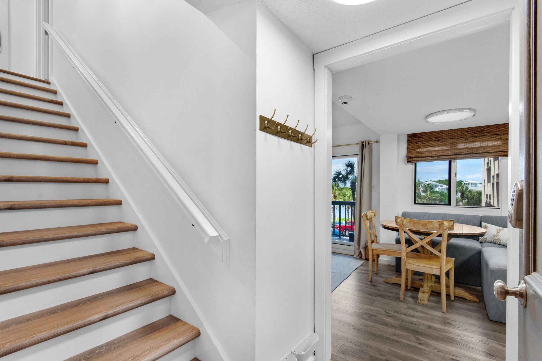 Pinnacle Port A140 Upstairs