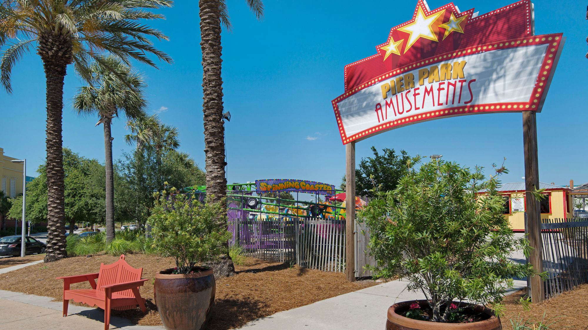 Pier Park Grounds and Amenities