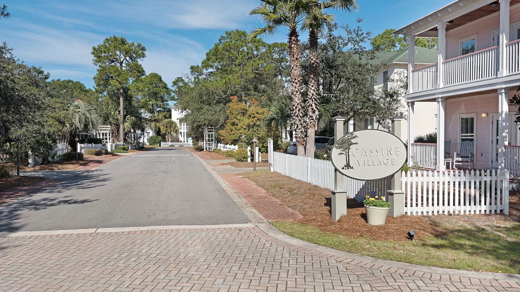 Cassine Gardens Grounds & Amenities