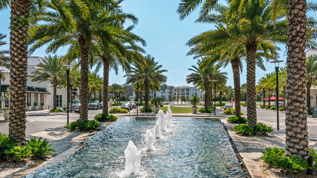 30Avenue Grounds & Amenities 30Avenue Grounds & Amenities