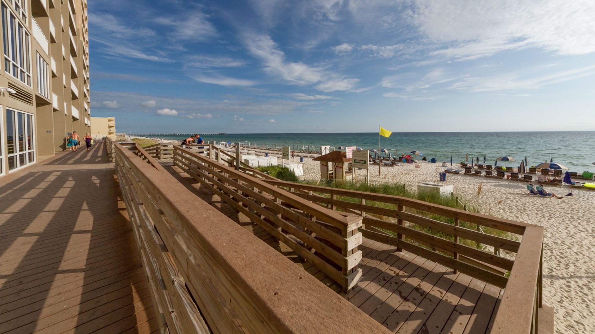 Tidewater Grounds & Amenities