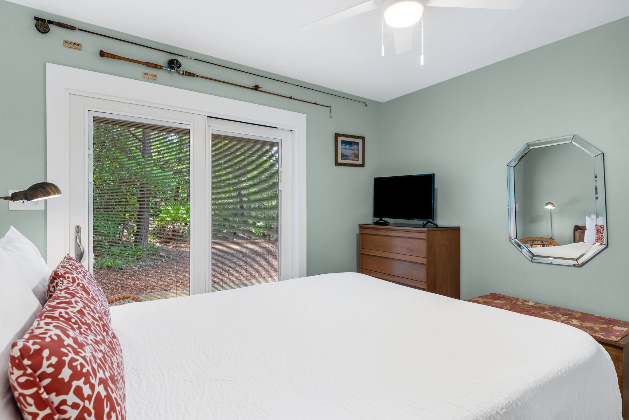 Treehouse By The Sea - Guest Bedroom 2