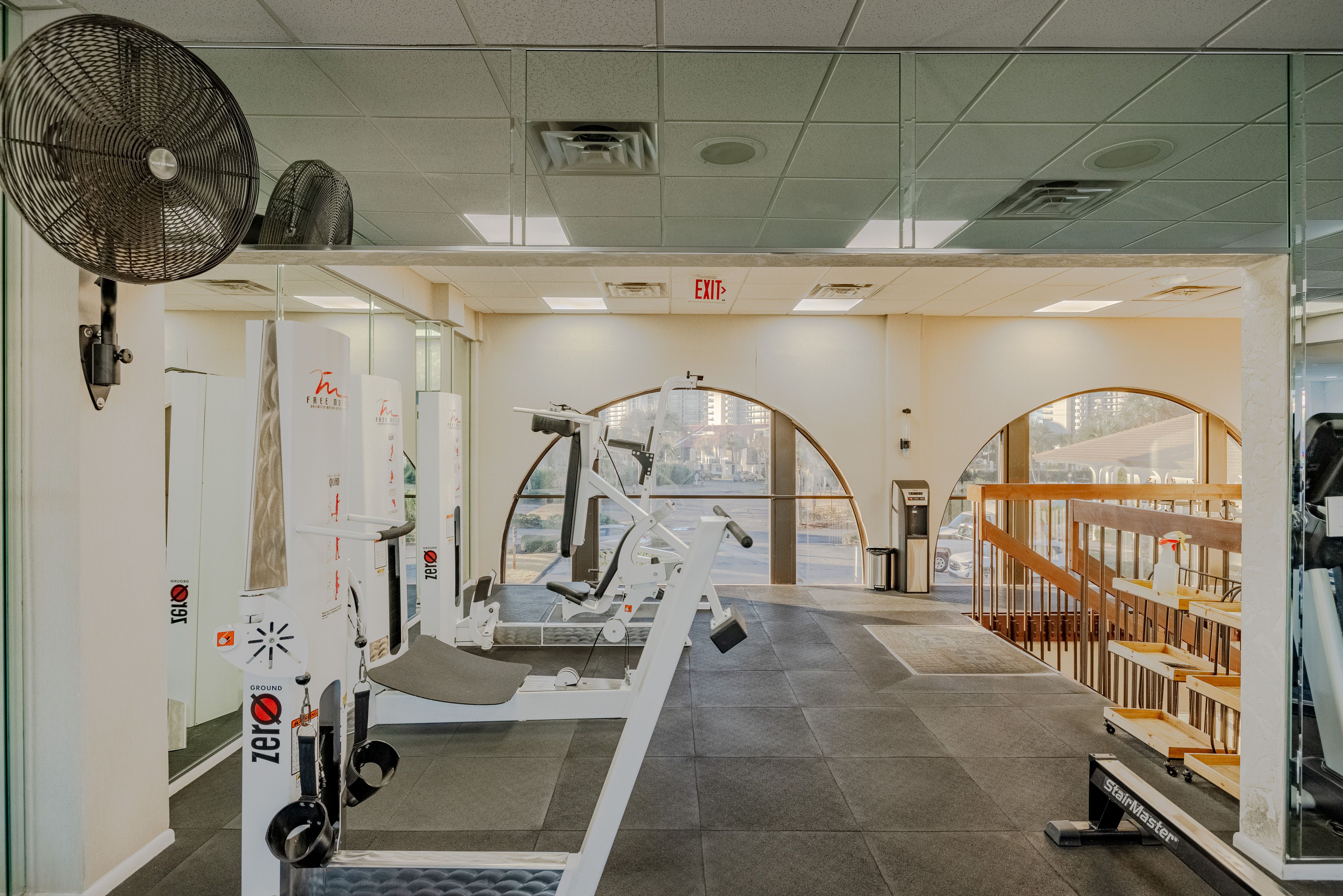 Edgewater Towers Amenities