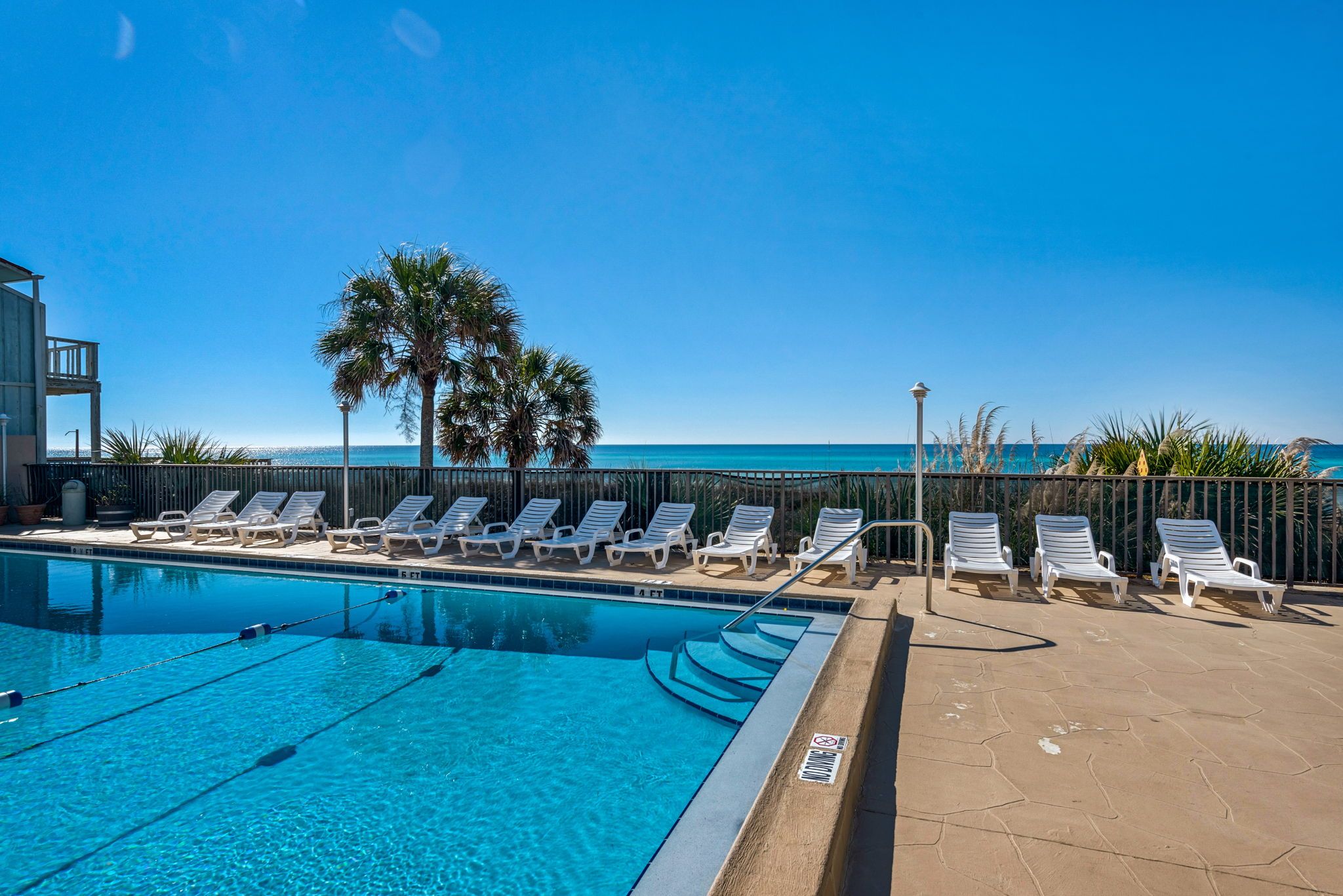The Shores Grounds and Amenities