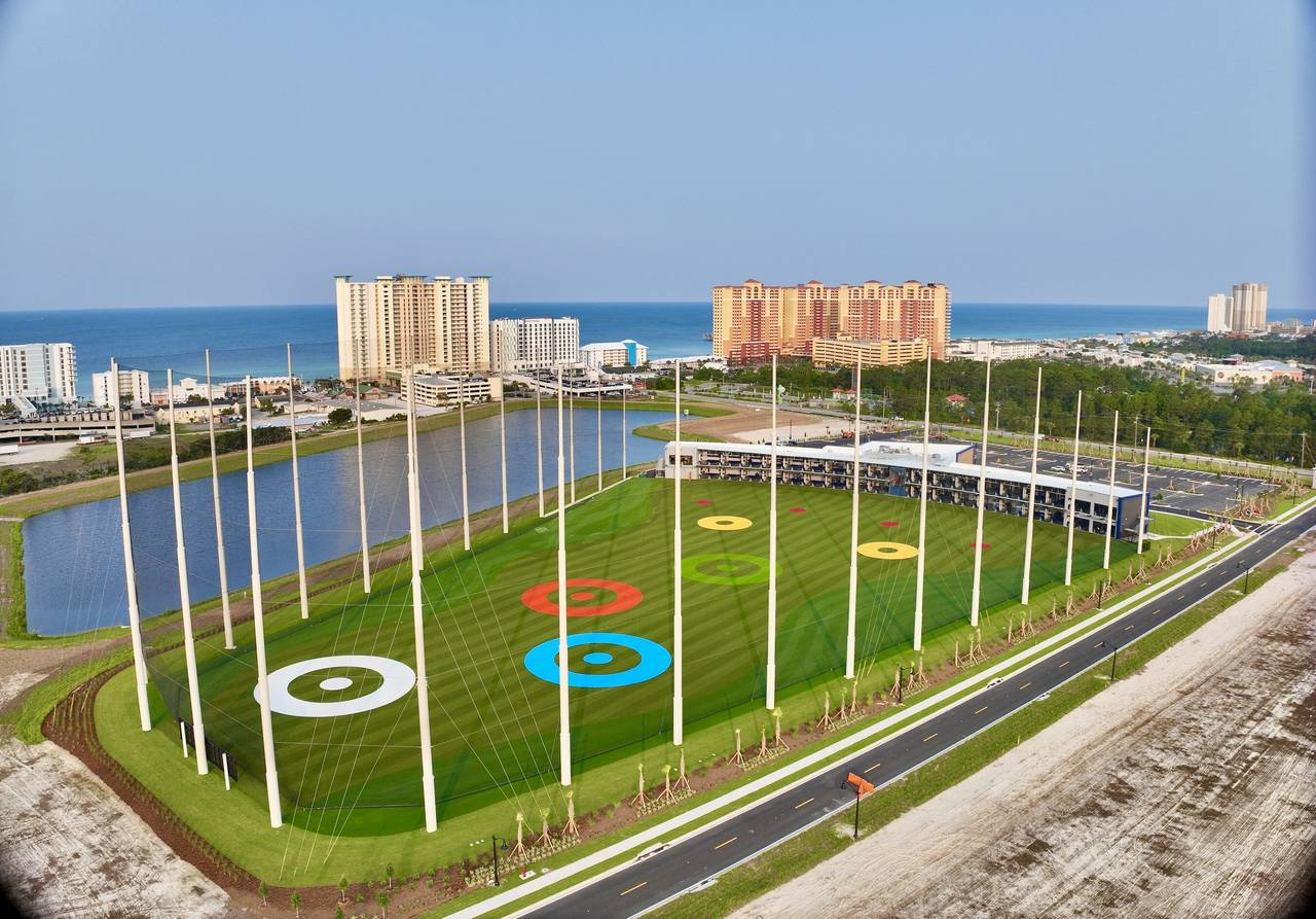 Pier Park Grounds and Amenities Pier Park Grounds and Amenities