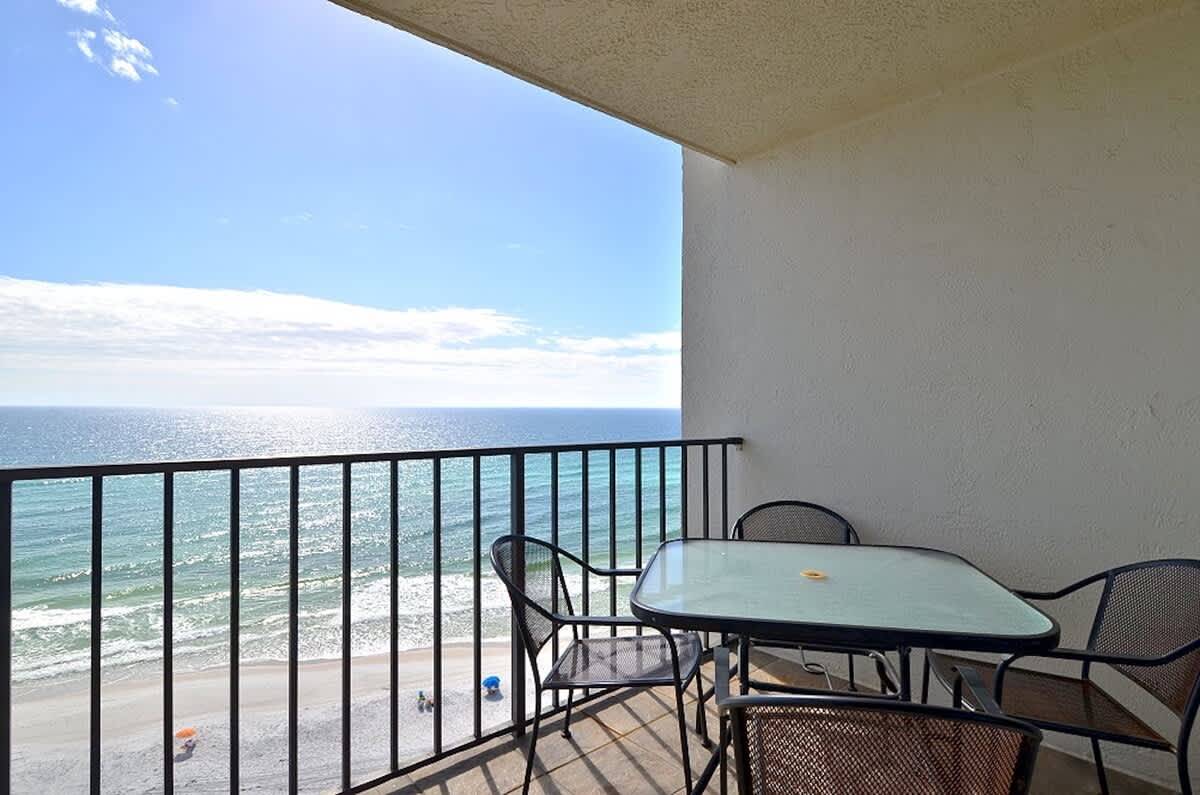 One Seagrove Place 1001