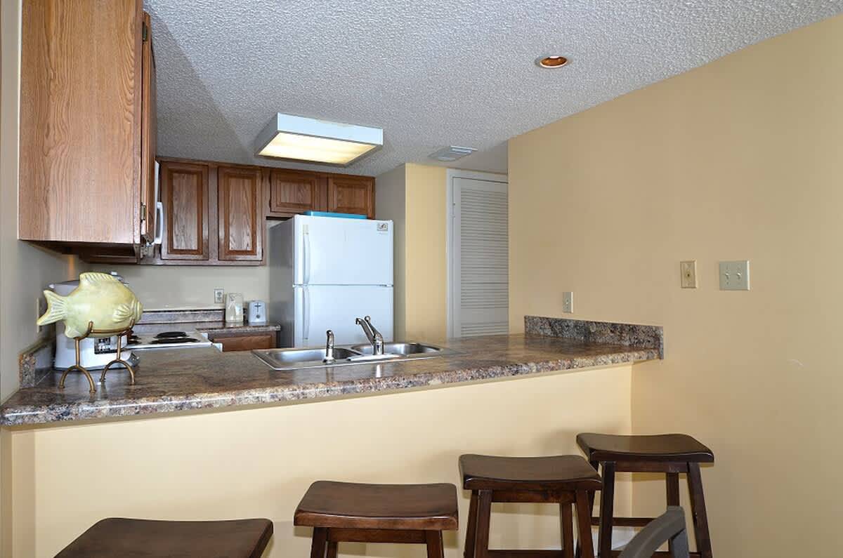One Seagrove Place 1001