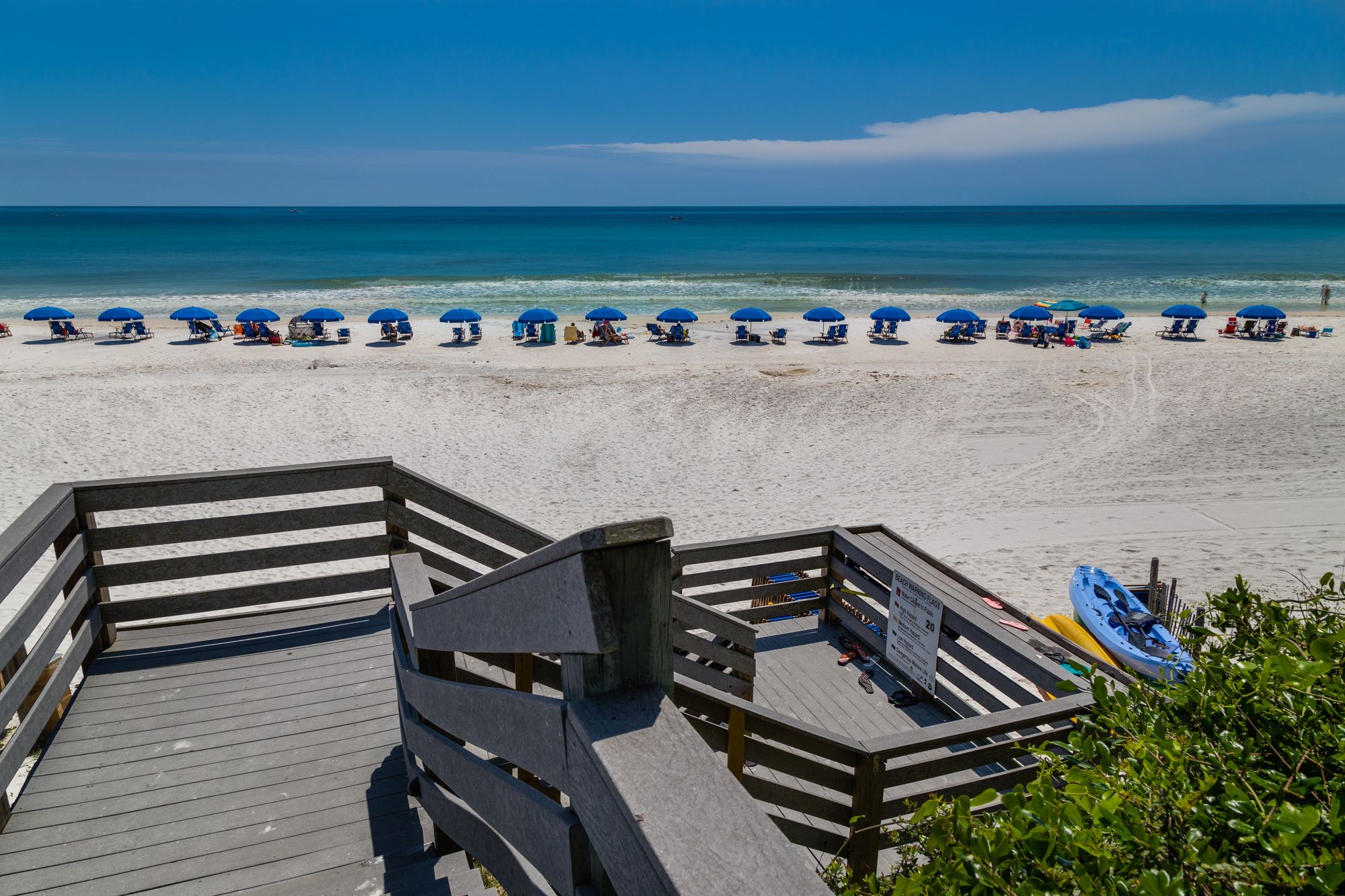 One Seagrove Place Grounds & Amenities