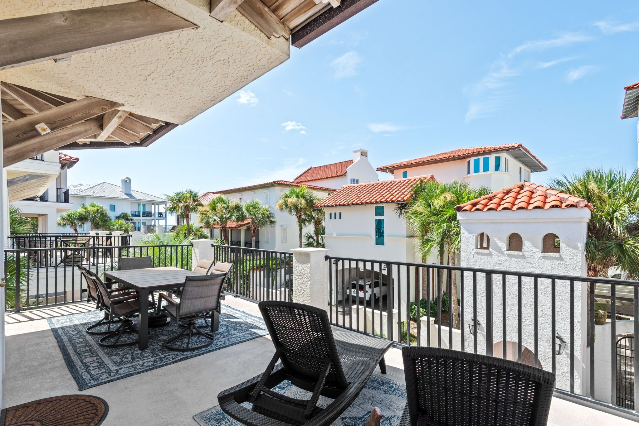 Vizcaya East 1028 - 2nd level oversized balcony