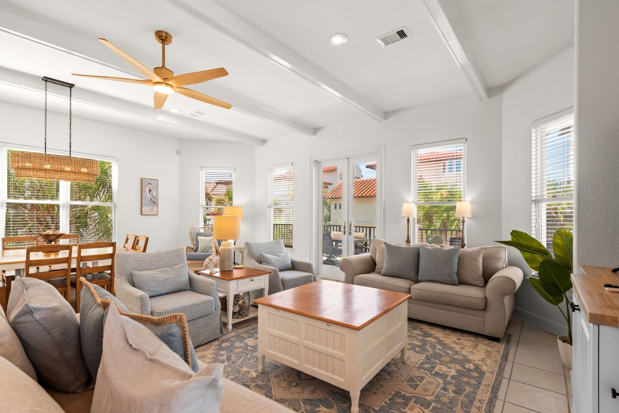 Vizcaya East 1028 - 2nd level living area