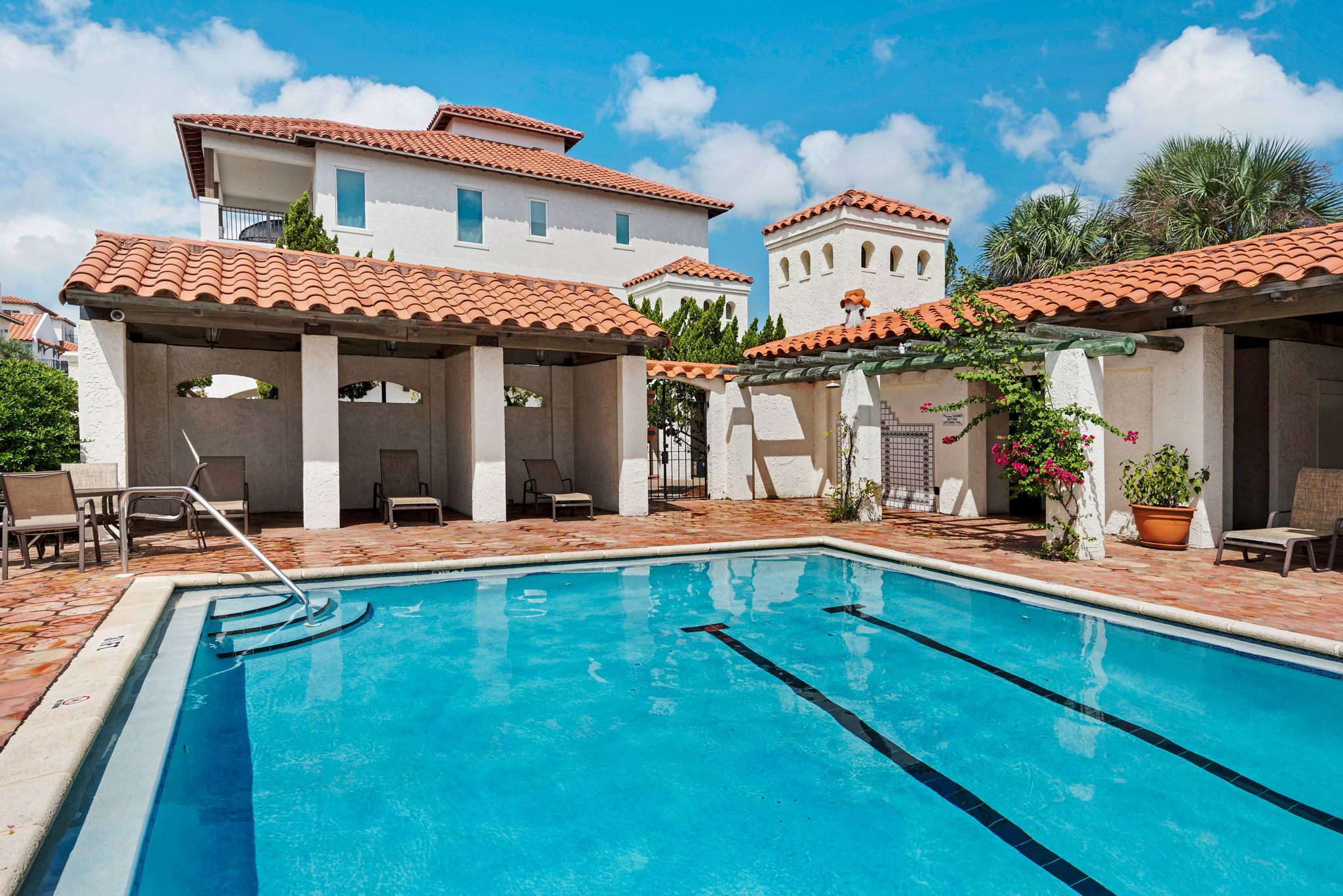 Vizcaya Grounds & Amenities