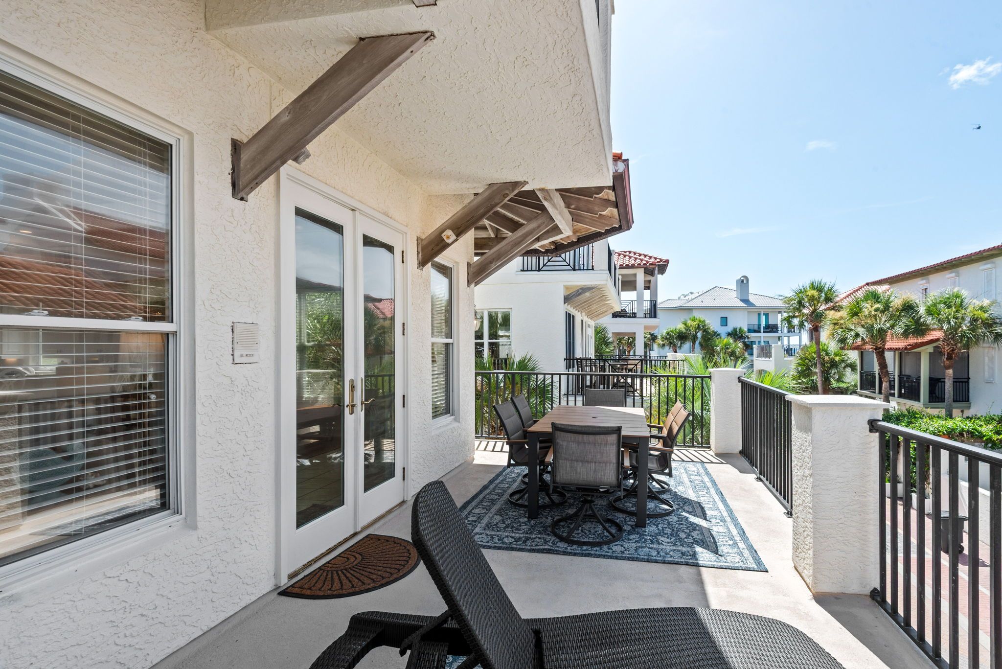 Vizcaya East 1028 - 2nd level oversized balcony