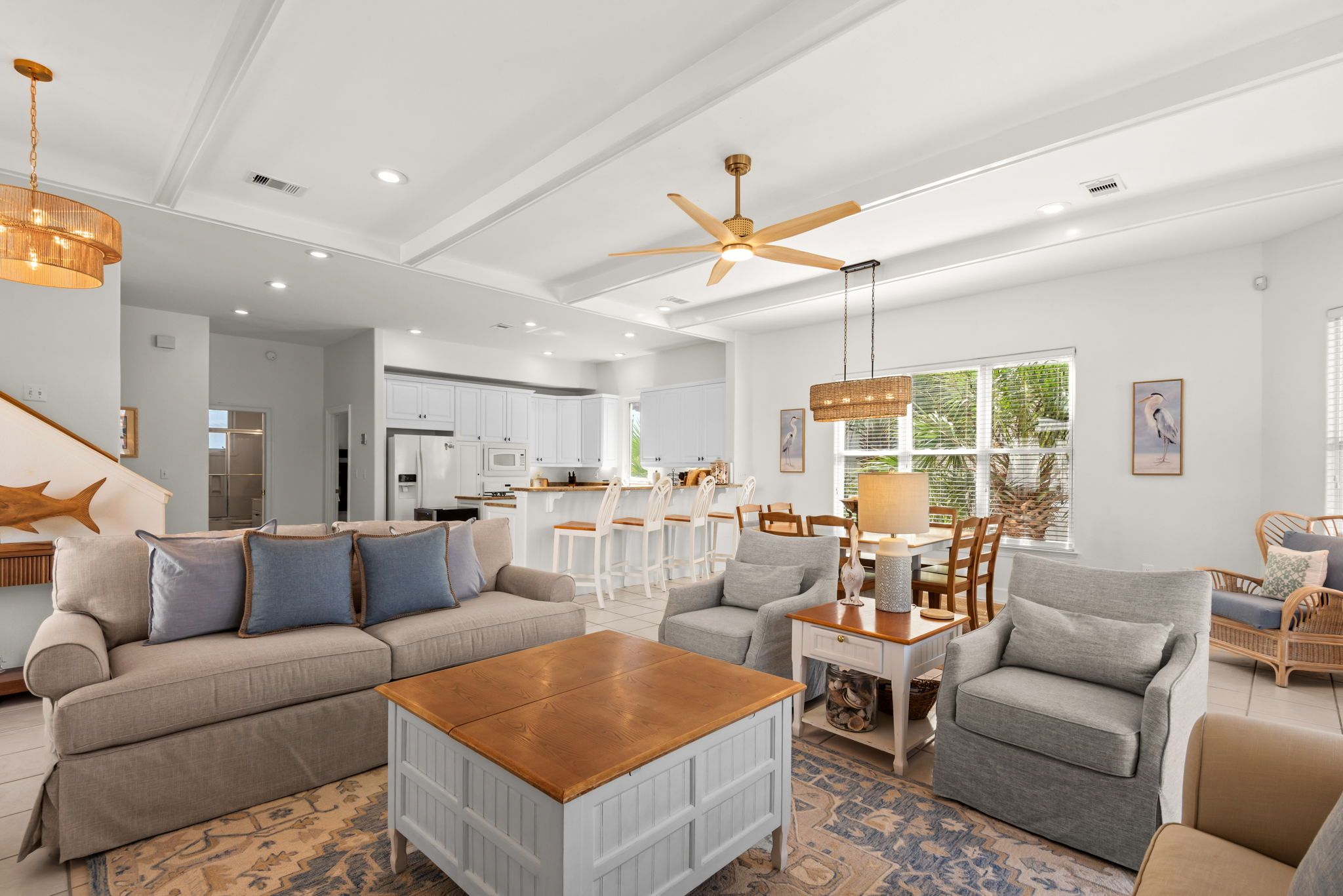 Vizcaya East 1028 - 2nd level living area