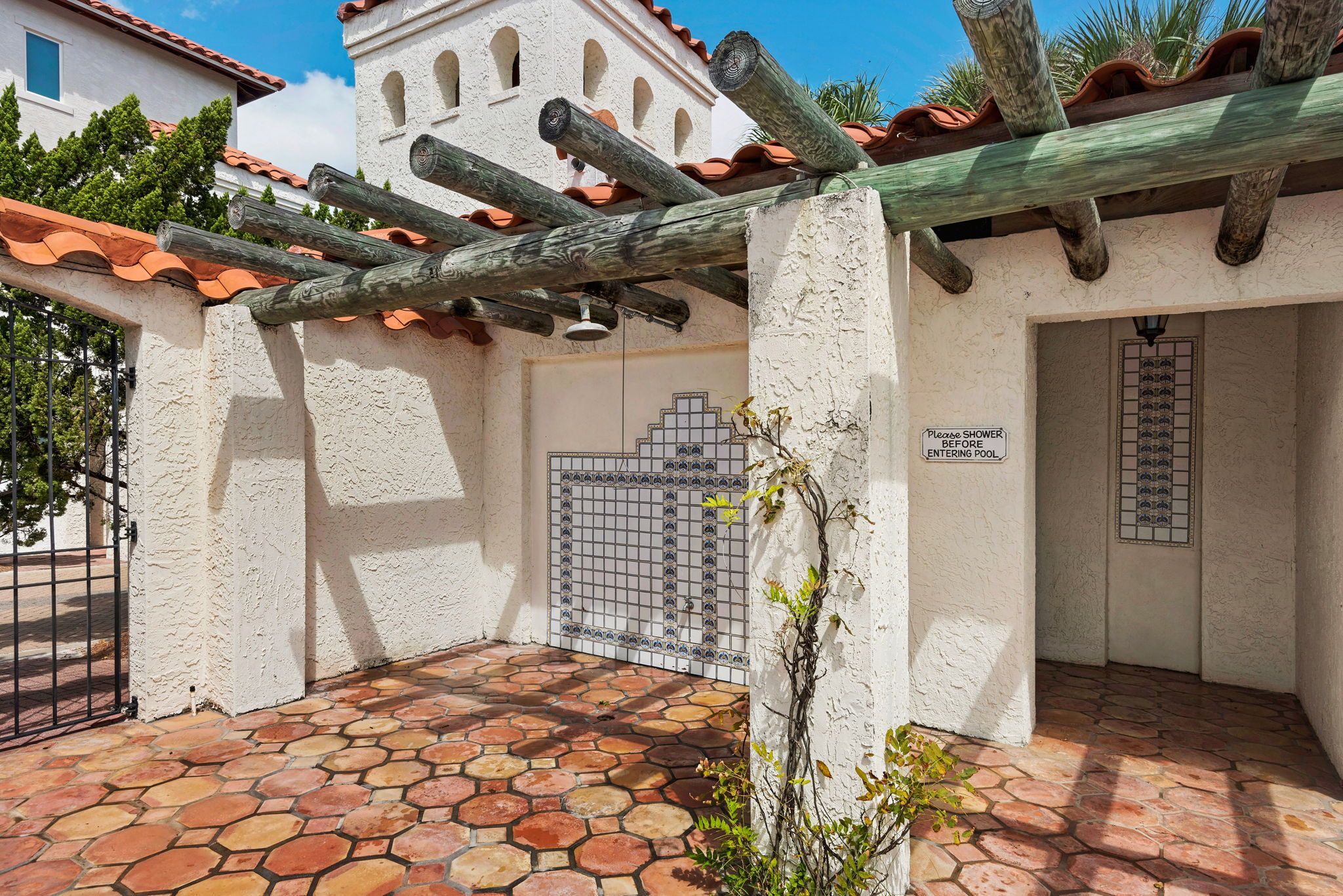 Vizcaya Grounds & Amenities
