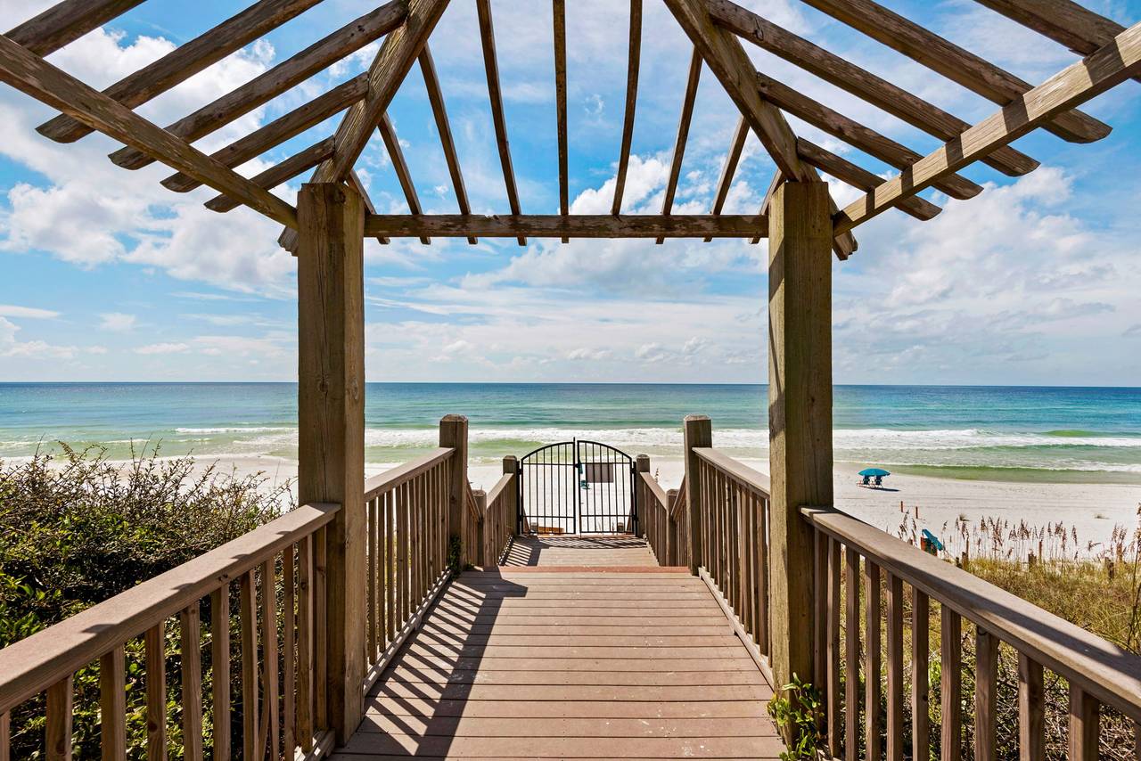 Vizcaya - Private Beach Access Vizcaya - Private Beach Access